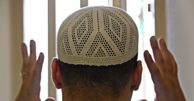 Islamist Inmates Exempt From Dog Sniffing Searches, Union Boss Claims