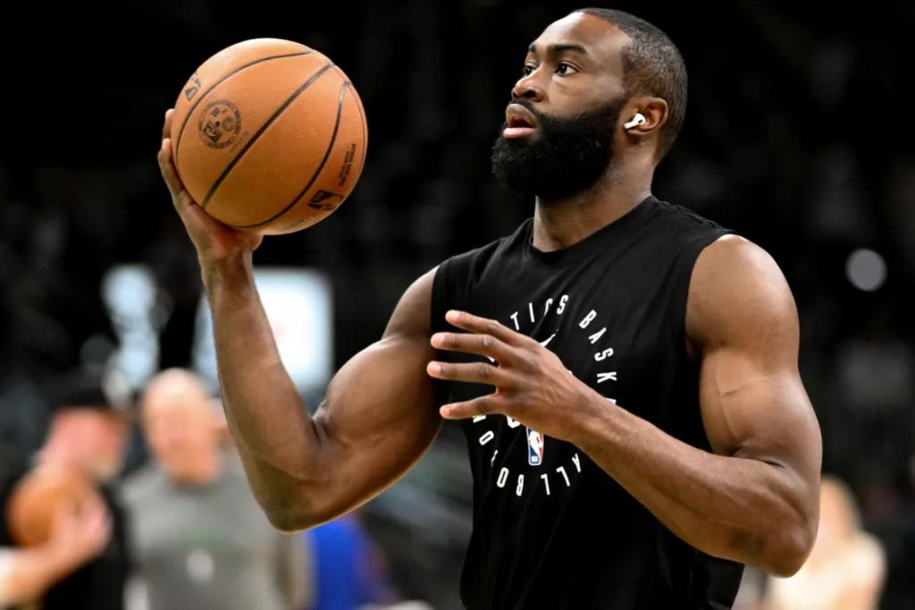 Celtics may have Jaylen Brown injury worry ahead of playoffs