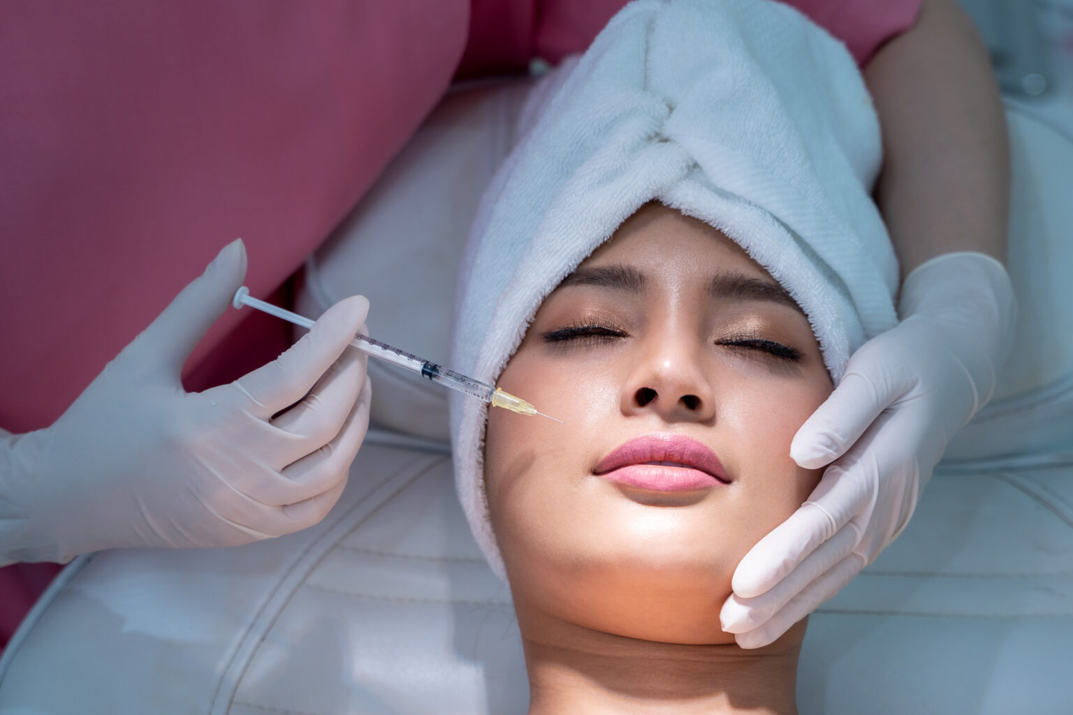 Is ‘Selfie’ Culture Driving Folks to Cosmetic Surgery?