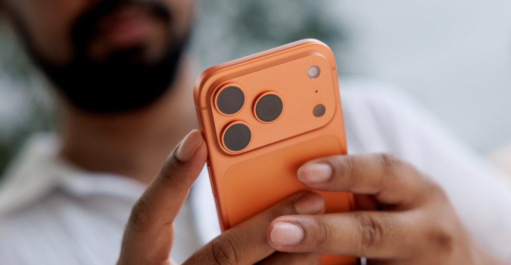 Your iPhone is better at stopping scams thanks to iOS 26