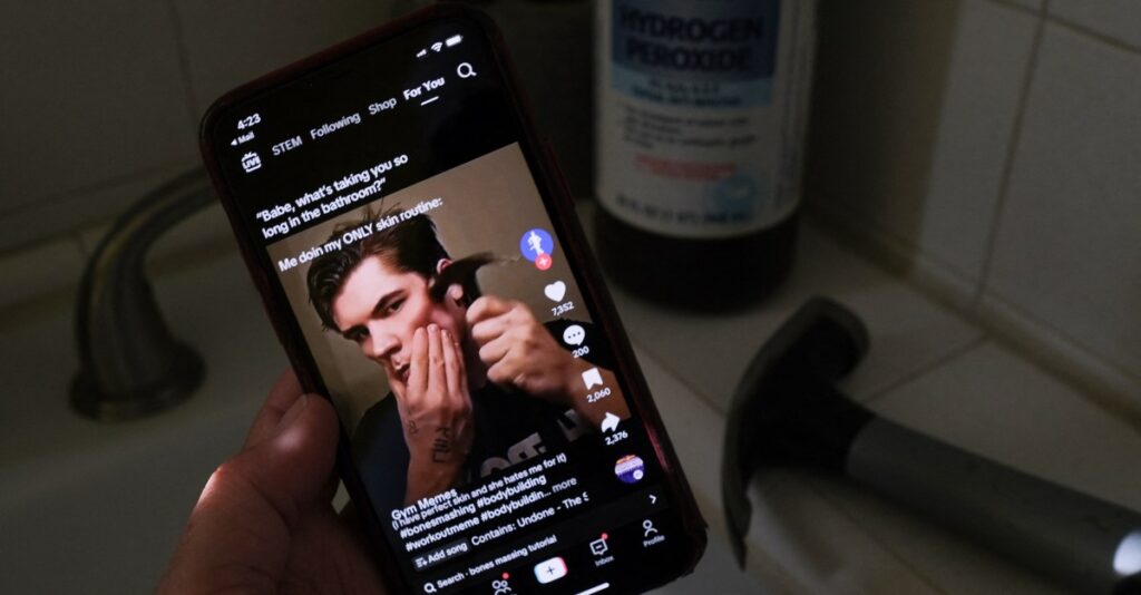 What is mogging? What is looksmaxxing? Who is Clavicular? We explain.